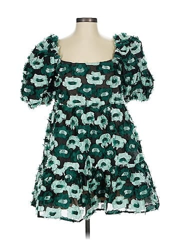 Elliatt Cocktail Dress (view 1)