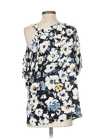 1.State 3/4 Sleeve Blouse (view 2)