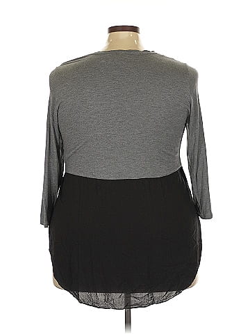 TWO by Vince Camuto 3/4 Sleeve Top (view 2)