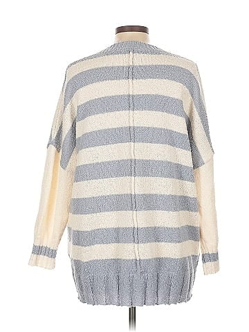 Lalavon Pullover Sweater (view 2)