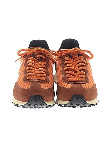 VEJA Sneakers (view 2)