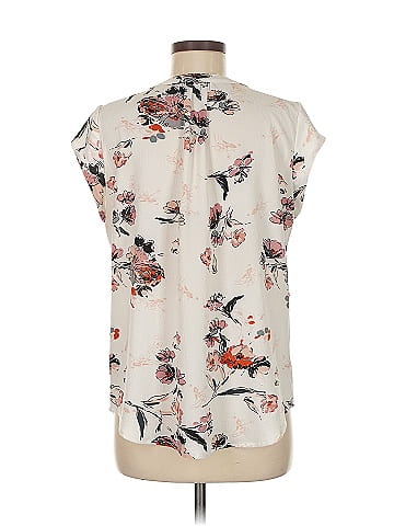 Fun2Fun Sleeveless Blouse (view 2)
