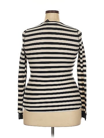 Liz Claiborne Long Sleeve T-Shirt (view 2)