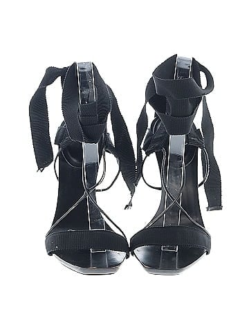 Gucci Heels (view 2)