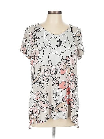 Liz Claiborne Short Sleeve T-Shirt (view 1)
