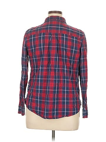 St. John's Bay Long Sleeve Button-Down Shirt (view 2)