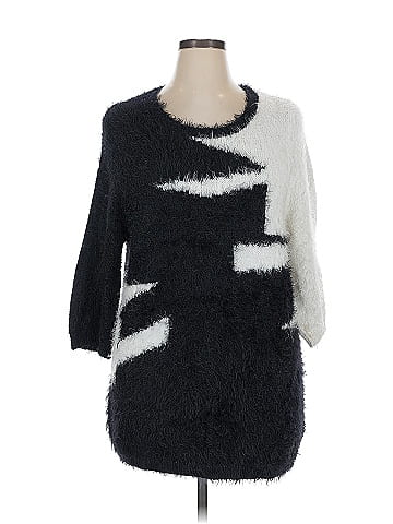 Lauren Michelle Pullover Sweater (view 1)