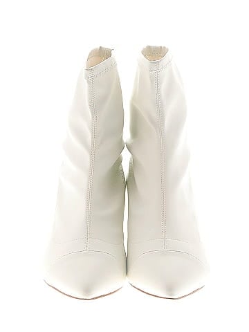 Journee Collection Ankle Boots (view 2)