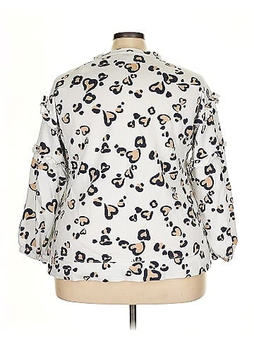 Crown & Ivy Sweatshirt (view 2)