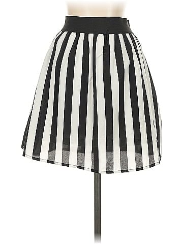 Twisted Casual Skirt (view 2)