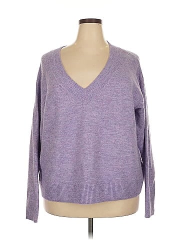 Gap Pullover Sweater (view 1)