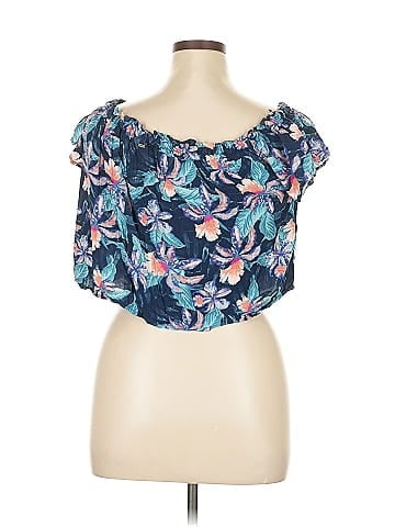 Rip Curl Sleeveless Blouse (view 2)