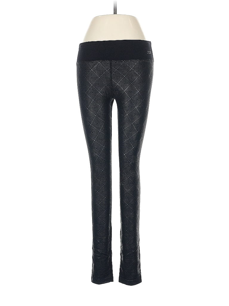 Click to view more detailed imagery on our partner's website Pre-owned Lorna Jane Active Active Pants In Black