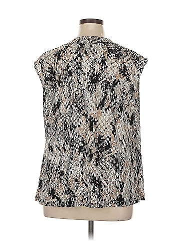 Kasper Sleeveless Blouse (view 2)