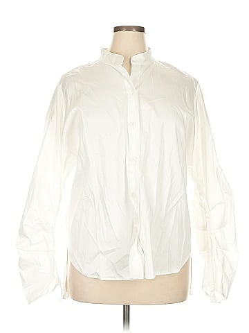 B New York Long Sleeve Button-Down Shirt (view 1)