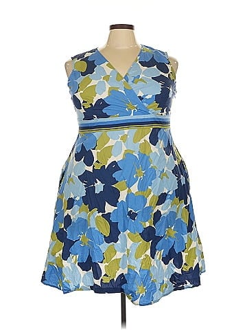 Croft & Barrow Cocktail Dress (view 1)