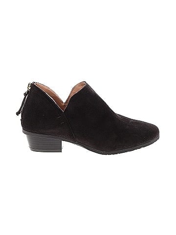 Kenneth Cole REACTION Ankle Boots (view 1)