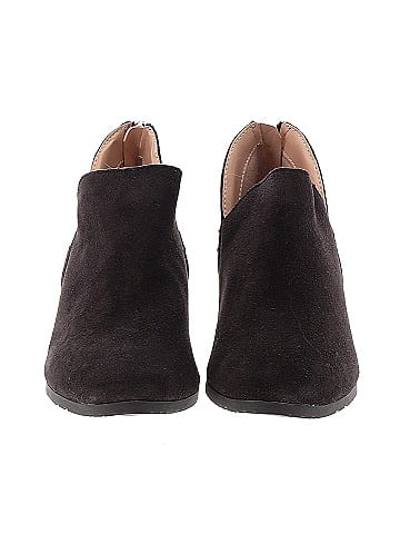 Kenneth Cole REACTION Ankle Boots (view 2)