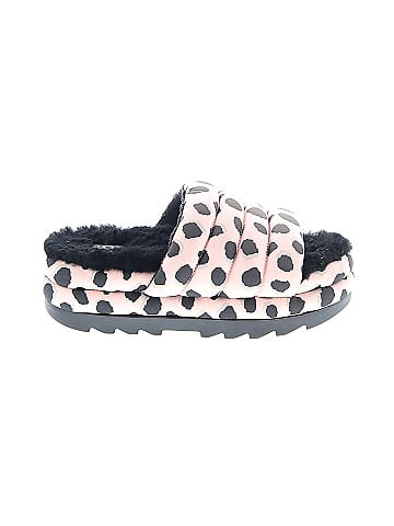 Ugg Sandals (view 1)