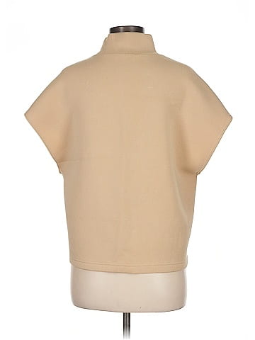 Leze the label Poncho (view 2)