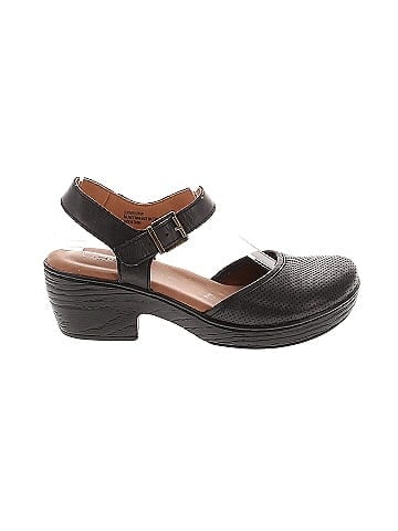 B O C Born Concepts Heels (view 1)