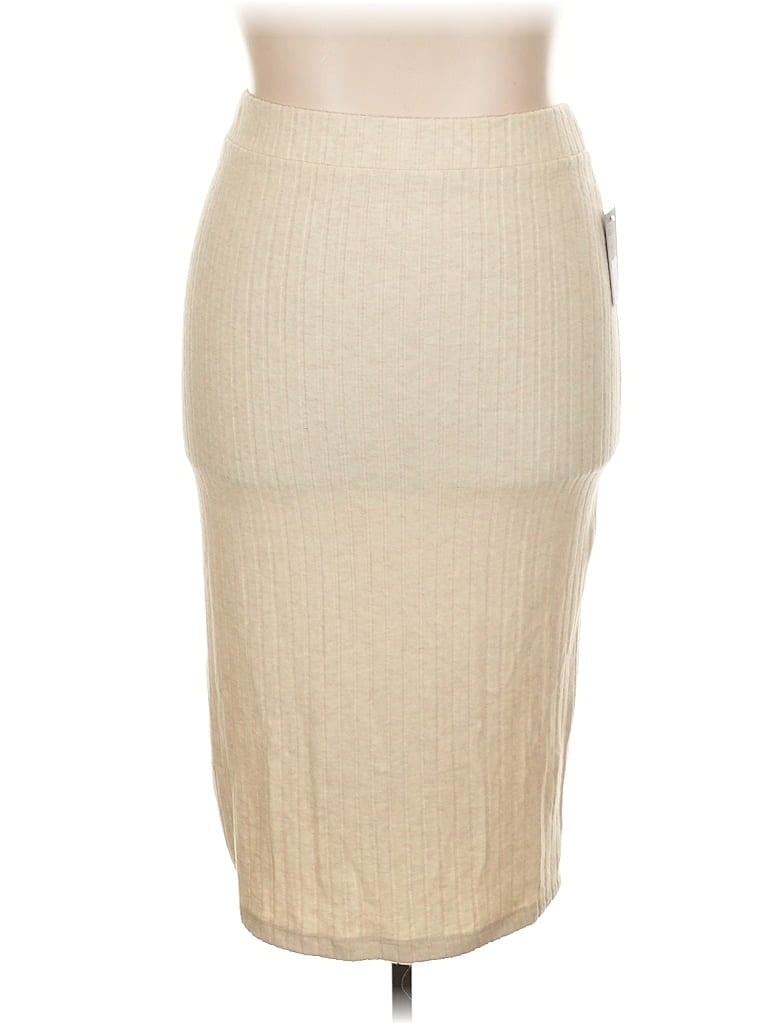Pre-owned Universal Thread Casual Skirt In White