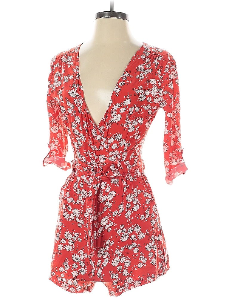 Click to view more detailed imagery on our partner's website Pre-owned Yumi Kim Romper In Red