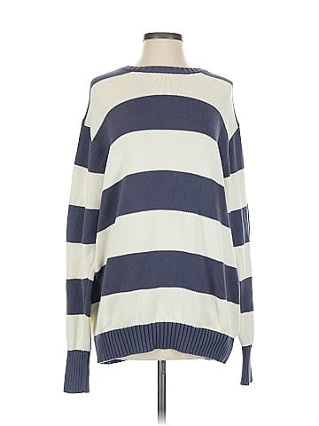 Brandy Melville Pullover Sweater (view 1)