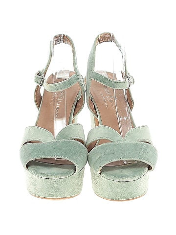 Chinese Laundry Heels (view 2)