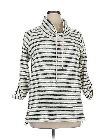 Simply Noelle Pullover Sweater (view 1)