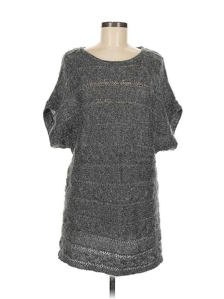 Pre-owned Express Poncho In Gray