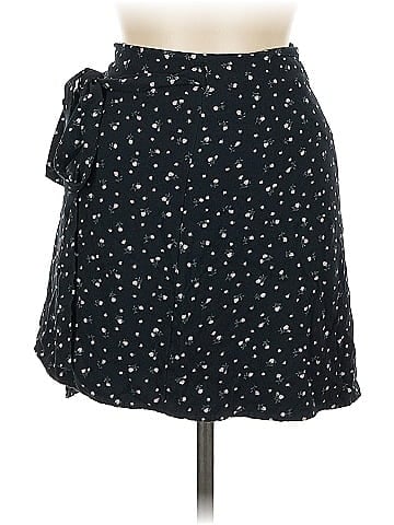 Brandy Melville Casual Skirt (view 1)
