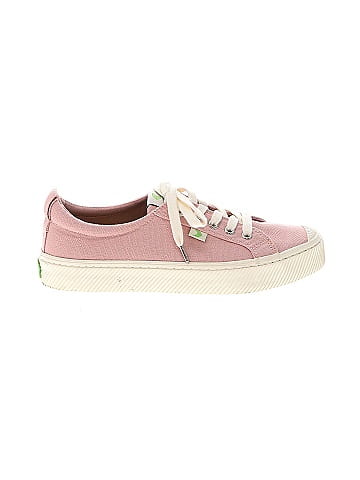 Cariuma Sneakers (view 1)