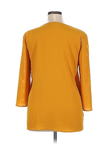 Spense 3/4 Sleeve Top (view 2)