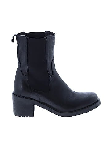 Emanuele Crasto Ankle Boots (view 1)