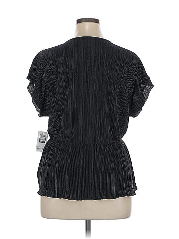89th & Madison Short Sleeve Blouse (view 2)