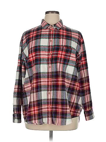 Old Navy Long Sleeve Button-Down Shirt (view 1)