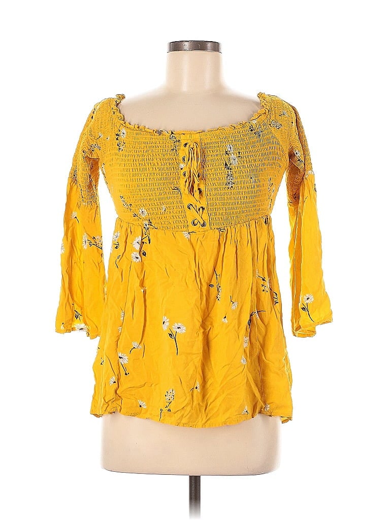 Click to view more detailed imagery on our partner's website Pre-owned Torrid 3/4 Sleeve Blouse In Yellow