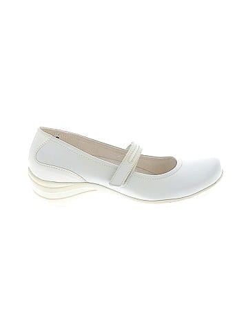 Hush Puppies Flats (view 1)