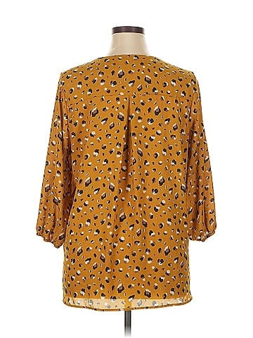West Kei 3/4 Sleeve Blouse (view 2)
