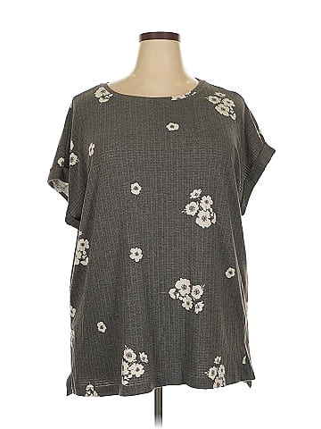 Lularoe Short Sleeve Top (view 1)