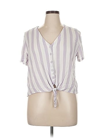 Market and Spruce Short Sleeve Blouse (view 1)