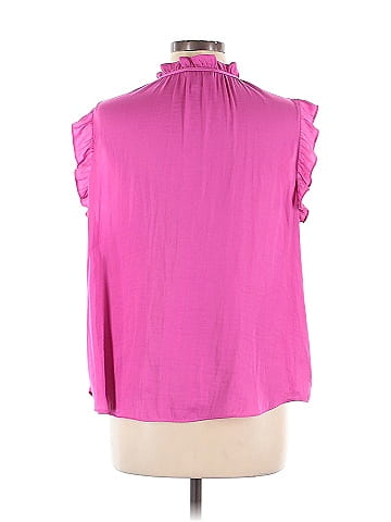 Cupcakes & Cashmere Short Sleeve Blouse (view 2)