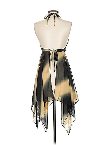 Rave Y2K Black and Cream Asymmetrical Hem Top (view 2)