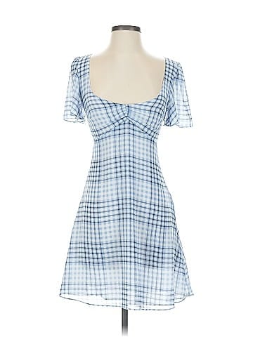 Urban Outfitters Casual Dress (view 1)