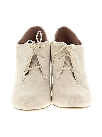 Journee Collection Ankle Boots (view 2)