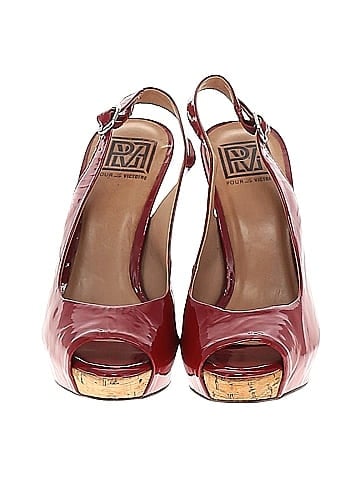 Pour La Victoire Heels (view 2)