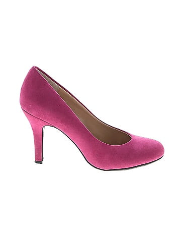 Kelly & Katie Heels (view 1)