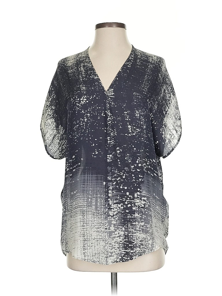 Pre-owned Vince Short Sleeve Blouse In Gray