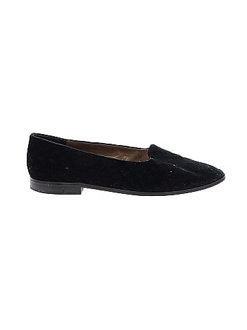 Nina Flats (view 1)